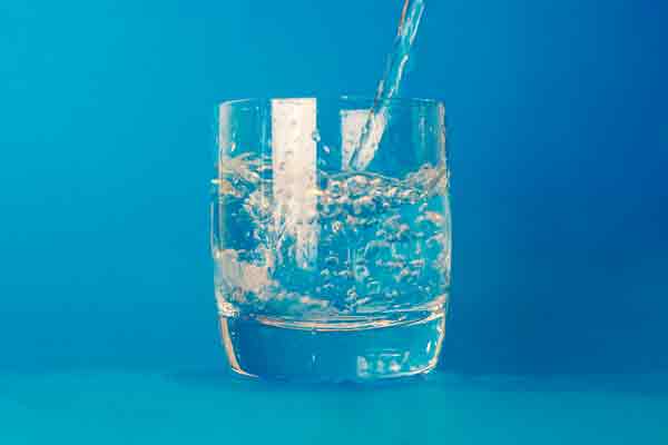 Pourquoi boire une eau Antioxydante